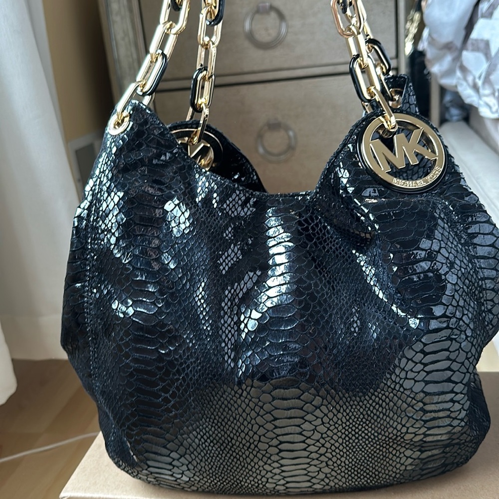 Brand new black leather bag